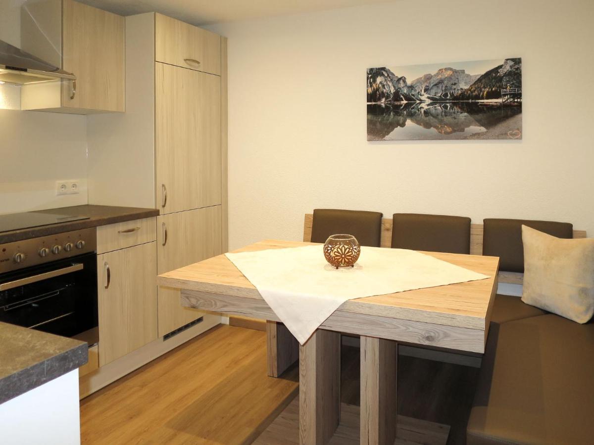Apartment Jordan - Pet190 By Interhome Pettneu am Arlberg Eksteriør bilde